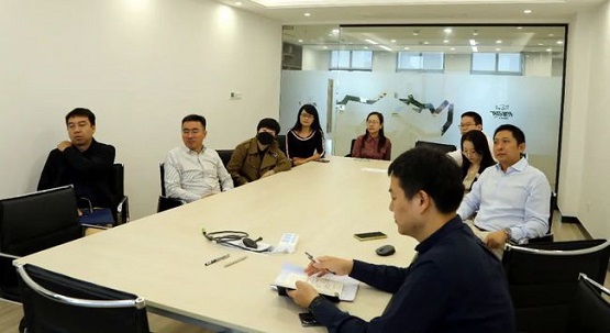 雙方參會人員就天然橡膠業(yè)務(wù)具體事宜進行了交流 雙方參會人員就天然橡膠業(yè)務(wù)具體事宜進行了交流