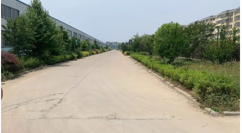 　2020年10月份，該公司曾在阿里巴巴司法拍賣(mài)網(wǎng)絡(luò)平臺(tái)上進(jìn)行變賣(mài)活動(dòng)。變賣(mài)標(biāo)的是山東億諾工程輪胎有限公司所有的機(jī)器設(shè)備一宗，起拍價(jià)358.9434萬(wàn)元。