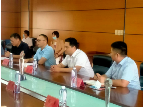 　王秋杰副市長對市、縣人社部門惠企利企政策貫徹落實情況給予了肯定