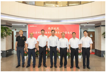 此次到訪，在雙方高度認(rèn)可的基礎(chǔ)上，簽訂了戰(zhàn)略合作協(xié)議，將進(jìn)一步深化合作，合力推動(dòng)中國(guó)工程機(jī)械領(lǐng)域的高質(zhì)量發(fā)展。