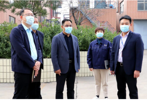 西牧山書記強調，要積極搶抓國家“雙碳”戰(zhàn)略機遇
