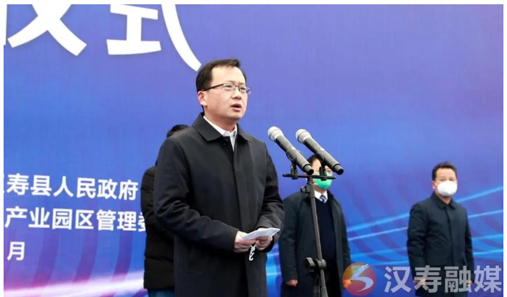 漢壽縣委副書記、縣長 王時(shí)雨