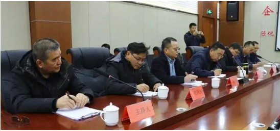 中化二建集團(tuán)有限公司第五分公司總經(jīng)理韓亞軍表示，蘭州金剛輪胎有限責(zé)任公司改擴(kuò)建項(xiàng)目是甘肅省重點(diǎn)工程，此次達(dá)成的戰(zhàn)略合作，將加大人力物力投入，以一流的管理、一流的技術(shù)、一流的服務(wù)，與相關(guān)單位密切配合，把項(xiàng)目建設(shè)成為精品工程。