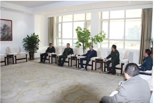 諸城市人武部政委孫卓立到美晨工業(yè)集團調(diào)研指導工作 諸城市人武部政委孫卓立到美晨工業(yè)集團調(diào)研指導工作