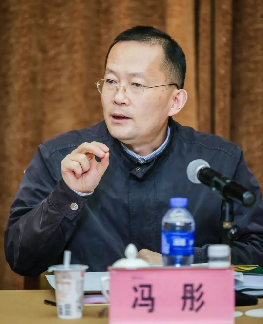 馮彤在總結(jié)講話中對(duì)為廣墾橡膠事業(yè)發(fā)展做出貢獻(xiàn)的老一輩領(lǐng)導(dǎo)及同事們表示衷心感謝，沒有當(dāng)年的不懈奮斗，也就沒有今天的良好發(fā)展局面。
