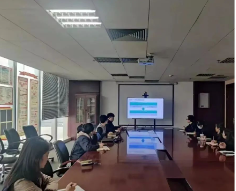 萊茵檢測認證服務(wù)(中國)有限公司一行到訪延長橡膠公司，雙方就海外業(yè)務(wù)增長及拓展海外市場進行了深入交流。