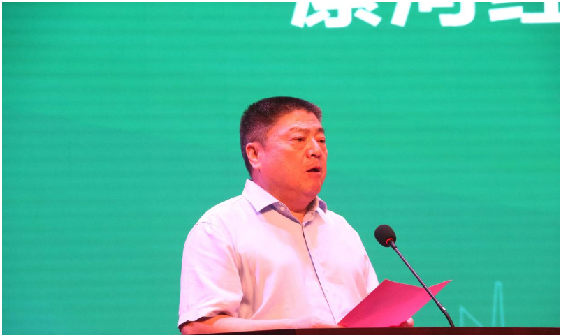 利通科技作為北交所上市企業(yè)和國內液壓膠管龍頭企業(yè)，此次進軍產業(yè)產品延伸延展應用的新領域，充分展現了公司將創(chuàng)新置于發(fā)展的核心地位。他希望通過此次簽約，實現強強聯合，重塑優(yōu)勢，實現行業(yè)領先。