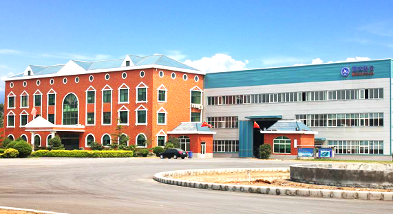 河南省工信廳宣布了2023年河南省制造業(yè)頭雁企業(yè)和重點(diǎn)培育企業(yè)的名單。在這份備受矚目的名單中，河南通達(dá)電纜股份有限公司脫穎而出，榮獲2023年河南省制造業(yè)頭雁企業(yè)的殊榮。