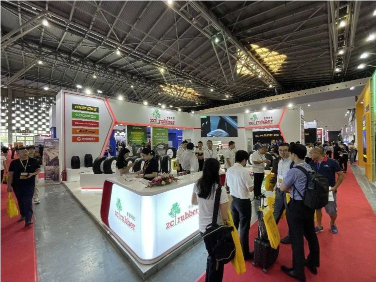 第十八屆中國國際輪胎輪轂博覽會(CITExpo 2023)在上海世博展覽館盛大舉行，為全球輪胎和輪轂行業(yè)提供了一個國際性的貿(mào)易和洽談平臺。這一盛會吸引了來自超過120個國家的專業(yè)人士前來參觀，成為世界級大型專業(yè)輪胎展。