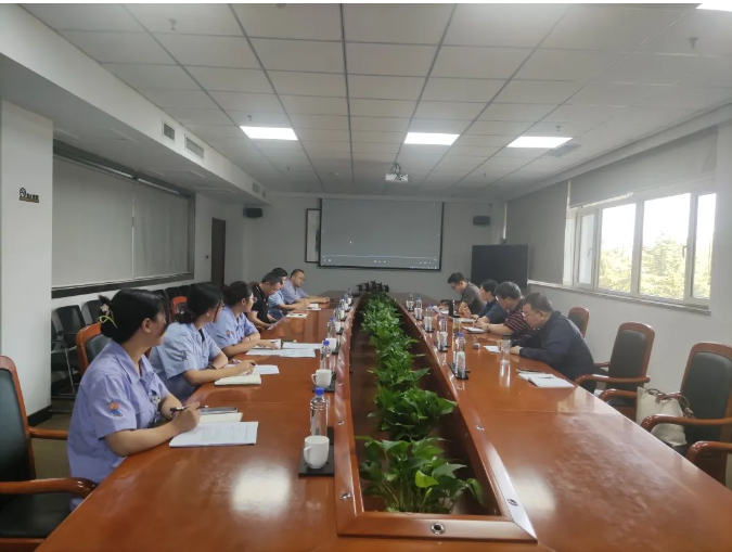 此次調(diào)研的重點(diǎn)企業(yè)包括東營市的華盛輪胎集團(tuán)、昌豐輪胎、金宇輪胎、永盛橡膠、方興輪胎和中一橡膠，濰坊市的昊華輪胎、躍龍橡膠、銀寶輪胎、福麥斯輪胎，青島市的賽輪集團(tuán)和雙星輪胎，威海市的三角輪胎、浦林成山、中威橡膠、君樂輪胎，以及煙臺市的玲瓏輪胎。