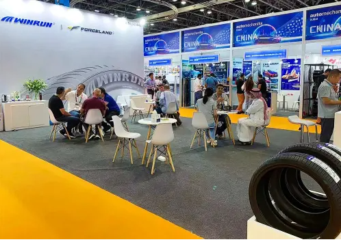 AUTOMECHANIKA DUBAI 2023一如既往地吸引了來(lái)自世界各地的知名品牌，向成千上萬(wàn)的供應(yīng)商、消費(fèi)者和行業(yè)專業(yè)人士展示了最新的產(chǎn)品和技術(shù)，因而在中東汽車后市場(chǎng)領(lǐng)域享有盛譽(yù)。