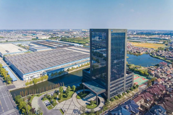 江蘇省財政廳、省科技廳聯(lián)手發(fā)布了2023年度省科技成果轉(zhuǎn)化專項資金項目的立項文件。其中，江蘇興達鋼簾線股份有限公司的“重載輪胎用高強度耐疲勞胎圈鋼絲(圈)研發(fā)及產(chǎn)業(yè)化”項目成功脫穎而出，獲得了省級資助經(jīng)費高達1000萬元。